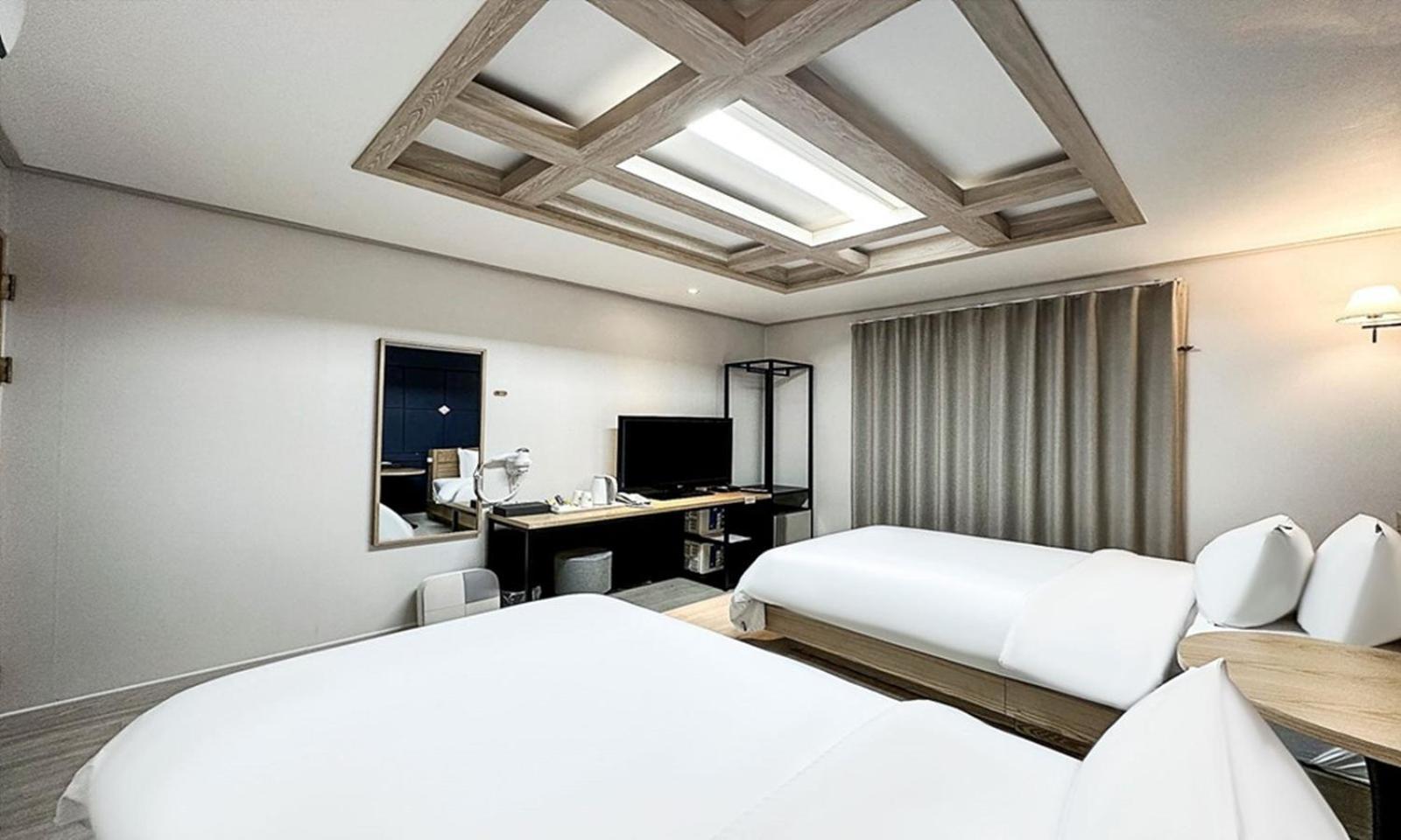Gumi Time Hotel Extérieur photo